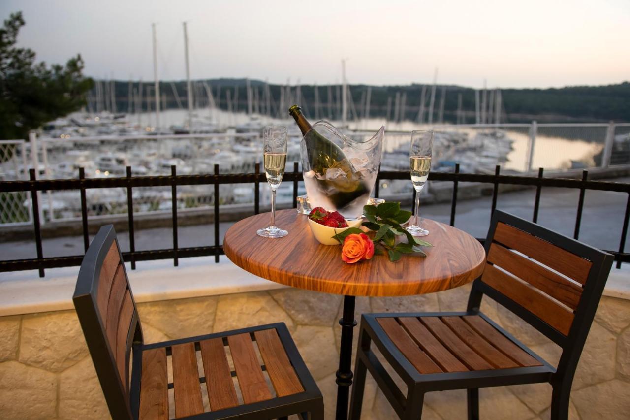 Luxury Apartment Vista Del Mare Шибеник Экстерьер фото